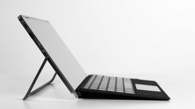 Foto genérica de ordenador portatil