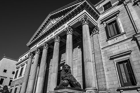 El récord de la inflación sin la luz fuerza al Gobierno a acelerar el pacto de rentas