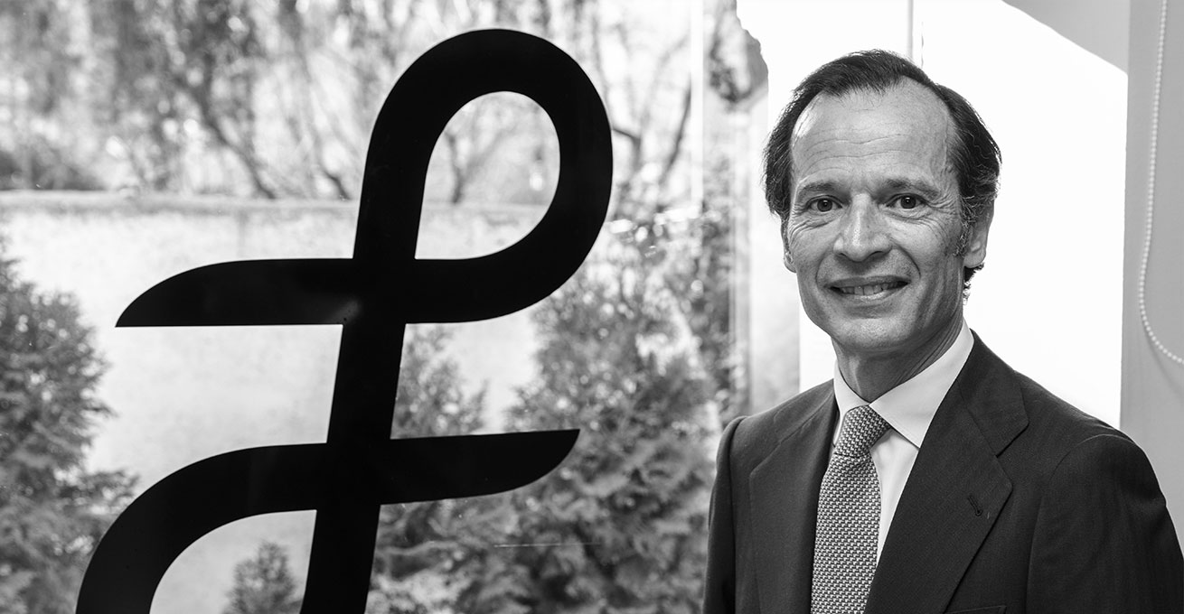 Javier Marín en la presentación de Singular Bank